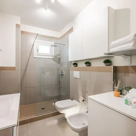 Appartamento Station - Elegante Con Garage