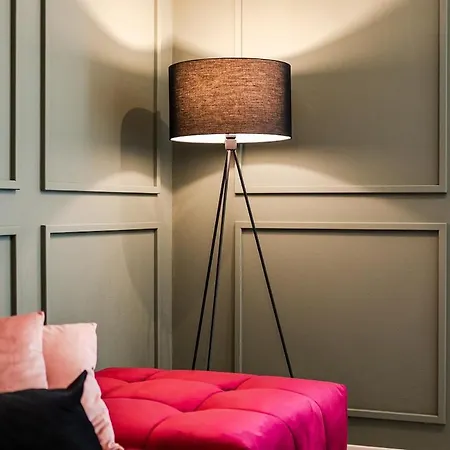 Apartment Station - Elegante Con Garage *