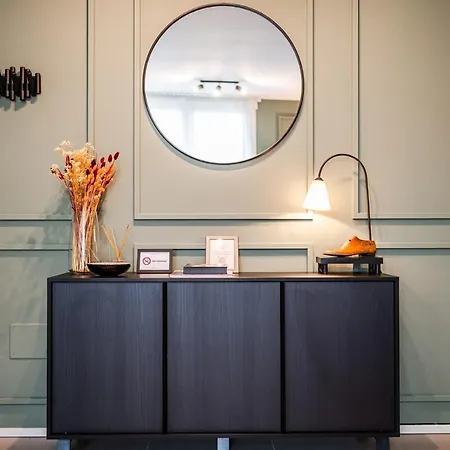 Station - Elegante Con Garage Apartment