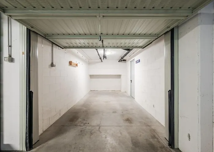 Station - Elegante Con Garage Modena