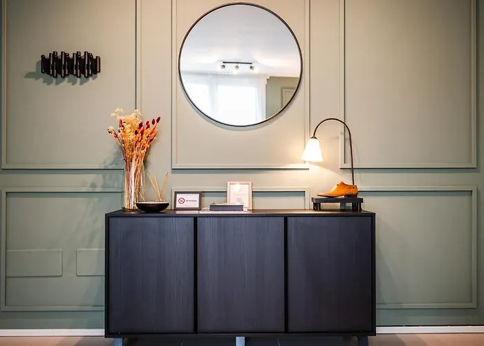 Station - Elegante Con Garage Lejlighed