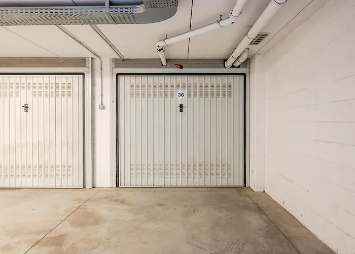Station - Elegante Con Garage *